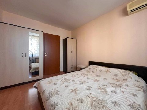 One-bedroom apartment in Crown Fort