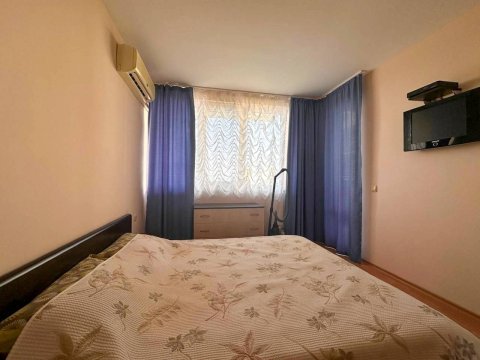 One-bedroom apartment in Crown Fort