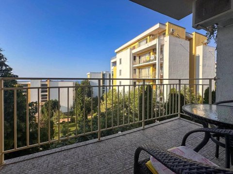 One-bedroom apartment in Crown Fort