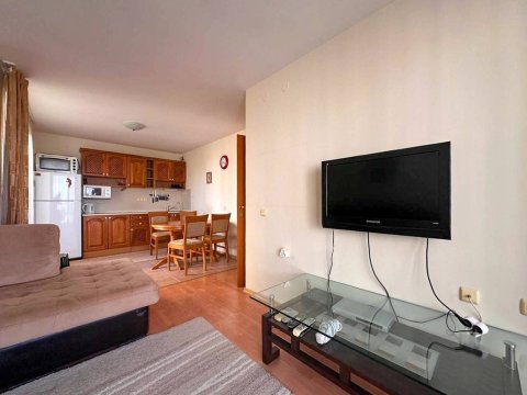 One-bedroom apartment in Crown Fort
