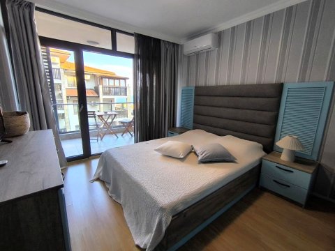 One-room apartment with sea view in Dolce Vita 2 – Sveti Vlas, 100 meters from the beach