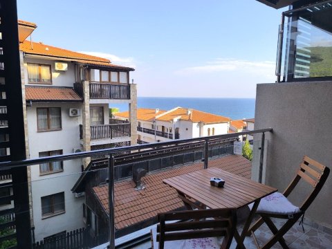 One-room apartment with sea view in Dolce Vita 2 – Sveti Vlas, 100 meters from the beach