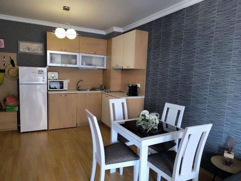 One-room apartment with sea view in Dolce Vita 2 – Sveti Vlas, 100 meters from the beach