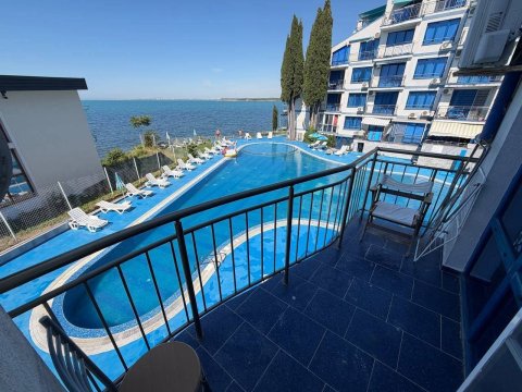 One-bedroom apartment in the Blue Bay Palace