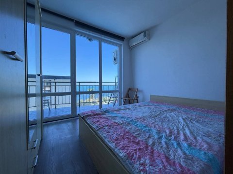 One-bedroom apartment in the Blue Bay Palace
