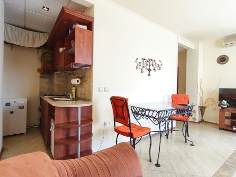Sunny one-bedroom apartment in Sunny Beach