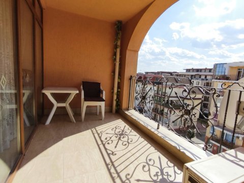 Sunny one-bedroom apartment in Sunny Beach