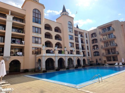 Sunny one-bedroom apartment in Sunny Beach