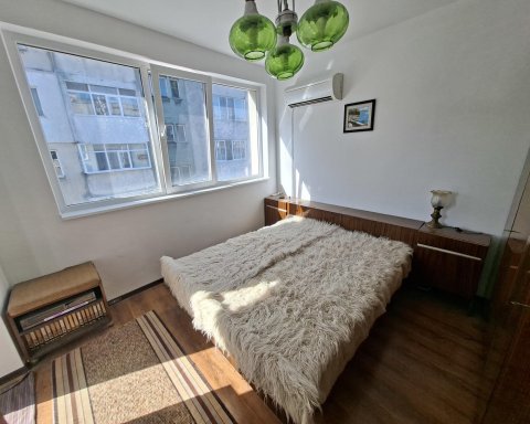 I am selling a spacious two-room apartment with a south-facing orientation and located on Act 16 in the center of Jambol.