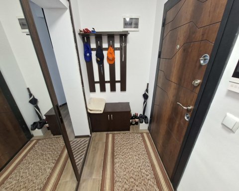 I am selling a spacious two-room apartment with a south-facing orientation and located on Act 16 in the center of Jambol.
