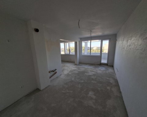 For sale is a 3-room duplex apartment in a new building constructed in accordance with Act 16 in the old bus station district in Jambol.