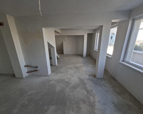 For sale is a 3-room duplex apartment in a new building constructed in accordance with Act 16 in the old bus station district in Jambol.