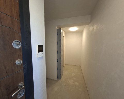 I am selling a newly built two-room apartment in the center of Jambol.