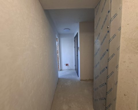 I am selling a newly built two-room apartment in the center of Jambol.