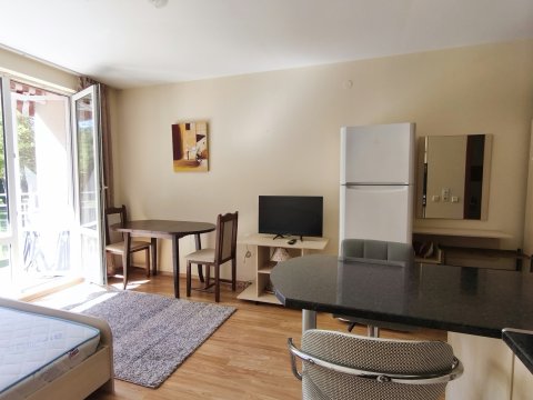 Renovated one-bedroom apartment in the Sunny Beach resort – overlooking a green garden in the Fort Knox Nessebar complex