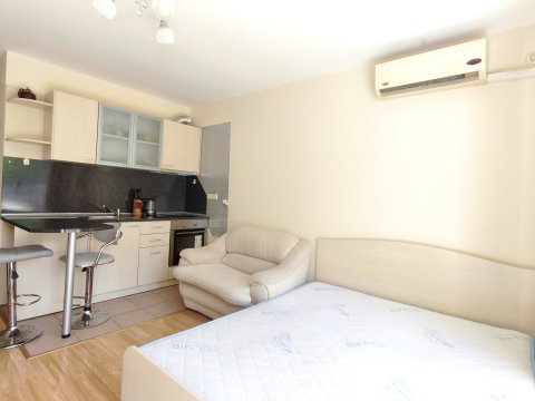 Renovated one-bedroom apartment in the Sunny Beach resort – overlooking a green garden in the Fort Knox Nessebar complex