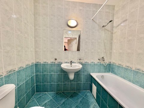 One-room apartment in Ravda, right on the beachfront!