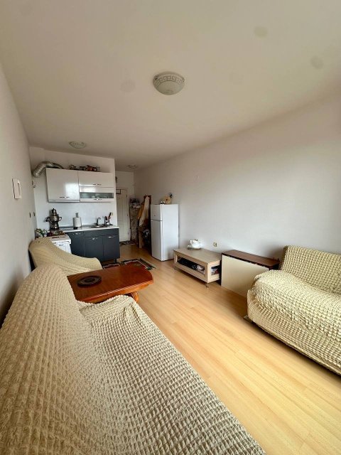 Studio apartment in the Sunny Day 4 residential complex. URGENT