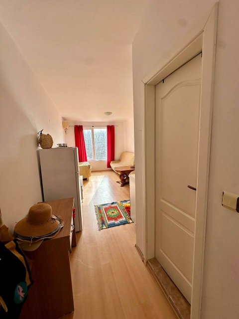 Studio apartment in the Sunny Day 4 residential complex. URGENT