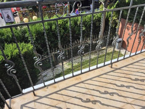 For sale is a new two-story house with sea views and parking in Sveti Vlas.