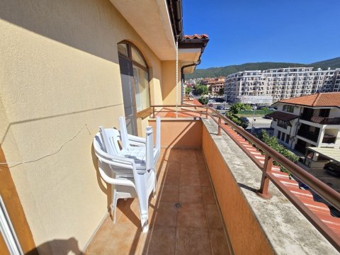 Exclusive! Furnished one-room apartment with sea view in Sveti Vlas! Only 3 minutes from the sea!