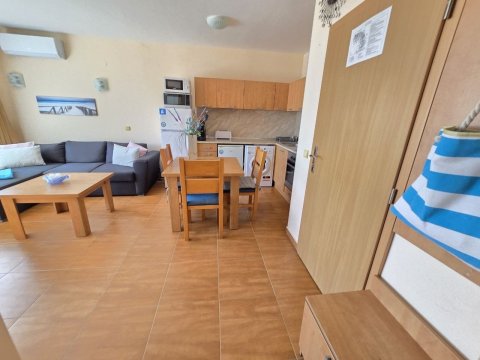 Exclusive! Furnished one-room apartment with sea view in Sveti Vlas! Only 3 minutes from the sea!