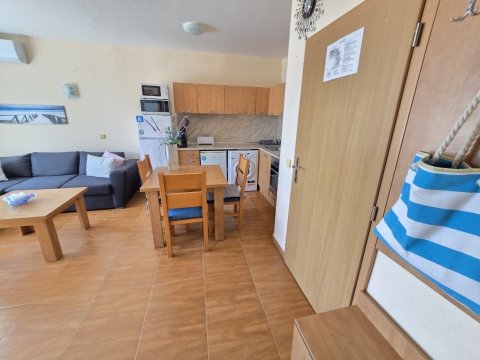 Exclusive! Furnished one-room apartment with sea view in Sveti Vlas! Only 3 minutes from the sea!