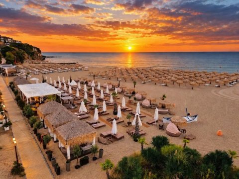 Exclusive! Furnished one-room apartment with sea view in Sveti Vlas! Only 3 minutes from the sea!