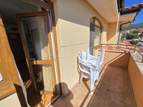 Exclusive! Furnished one-room apartment with sea view in Sveti Vlas! Only 3 minutes from the sea!
