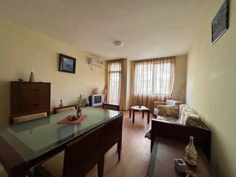 One-room apartment in the Garden of Eden