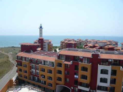 Studio with sea view in the first row of the Marina Cape complex, Aheloy
