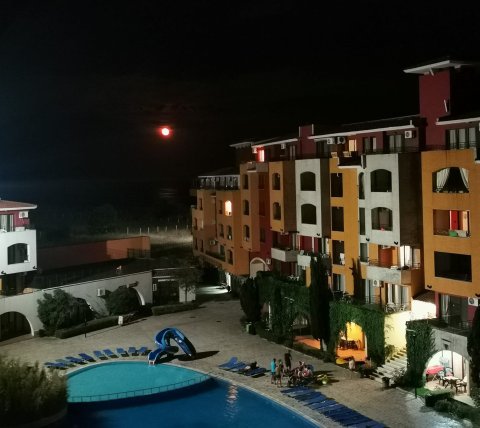 Studio with sea view in the first row of the Marina Cape complex, Aheloy