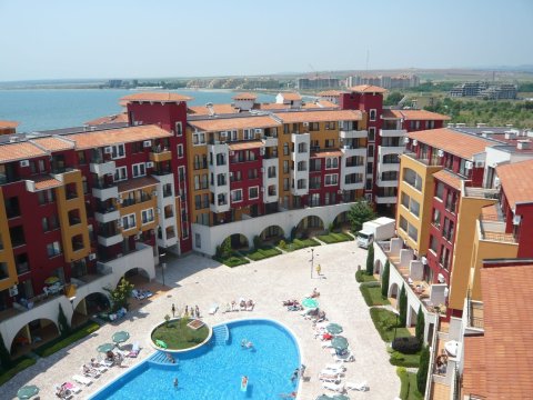 Studio with sea view in the first row of the Marina Cape complex, Aheloy