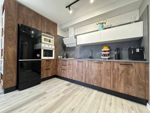 One-room apartment in Summer Dreams