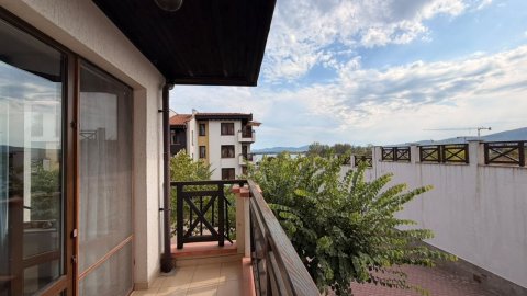 One-room apartment in Chernomorets, first row!
