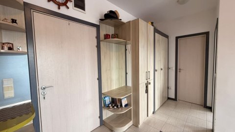 One-room apartment in Chernomorets, first row!
