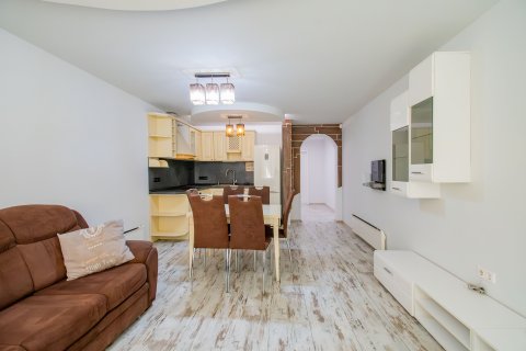 Spacious one-room apartment with garage for sale in the Lagera district