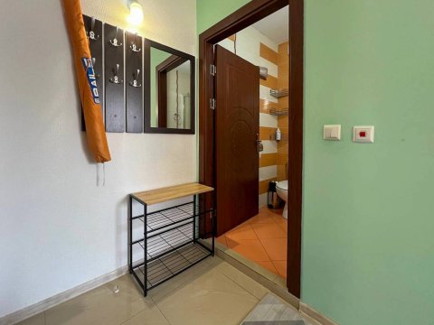 One-room apartment in Emerald Paradise