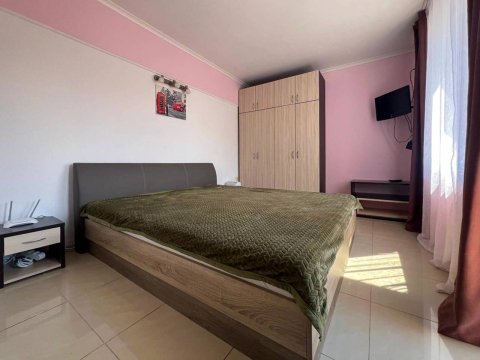 One-room apartment in Emerald Paradise