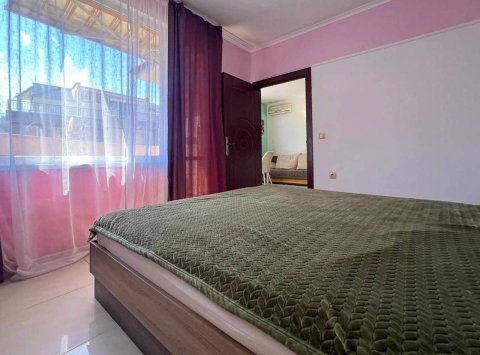 One-room apartment in Emerald Paradise