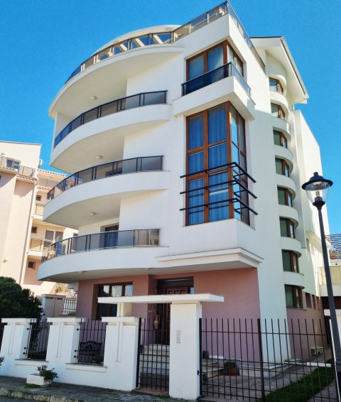Exclusive property with sea views overlooking the Sozopol marina