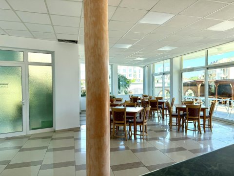 Hotel with restaurant near the sea
