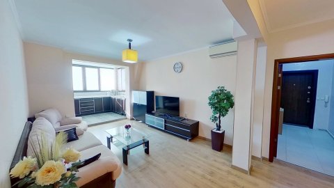 Two-room apartment next to the Borisova Garden / 102 m² / furnished with elevator!