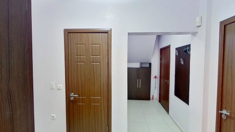 Two-room apartment next to the Borisova Garden / 102 m² / furnished with elevator!