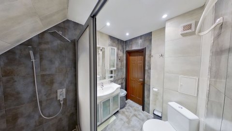 Two-room apartment next to the Borisova Garden / 102 m² / furnished with elevator!