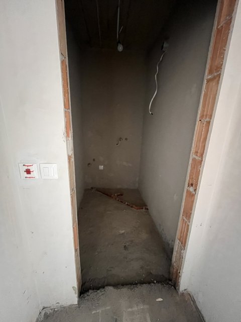 For sale: One-room apartment with Act 16
