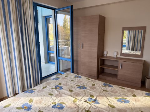 Spacious two-room apartment in the Excelsior complex – Sunny Beach